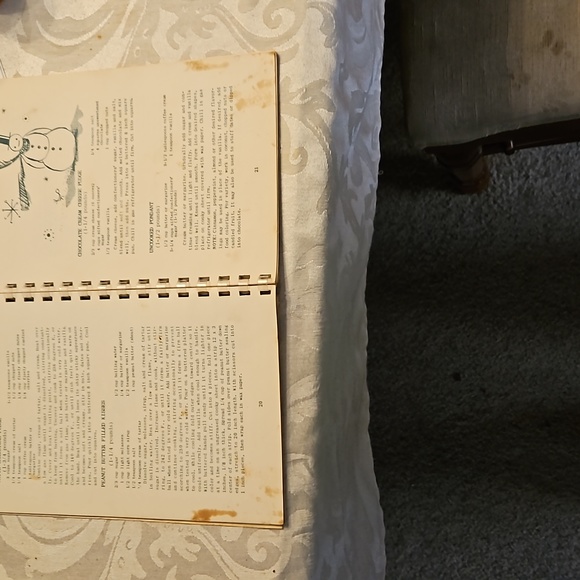 1955 Christmas Greetings Cookbook Vintage - Picture 7 of 10